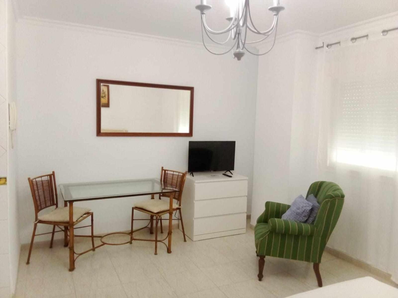 Coqueto Estudio En Calle Vela Benalmádena Quarto foto